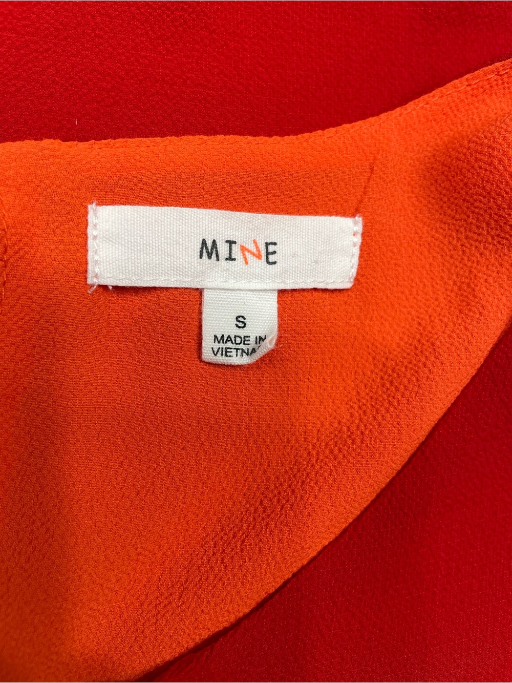 MINE Bright Red Keyhole Front and Back Sleeveless Career Camisole Size Small - Picture 3 of 8